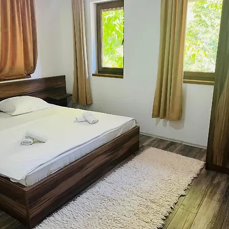6 New River View * Bihac
